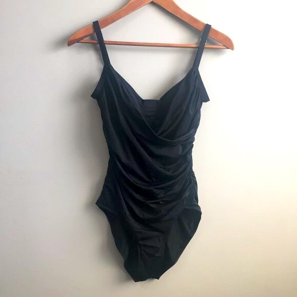 Jantzen Draped Criss-crossed Swimsuit - Picture 1 of 9